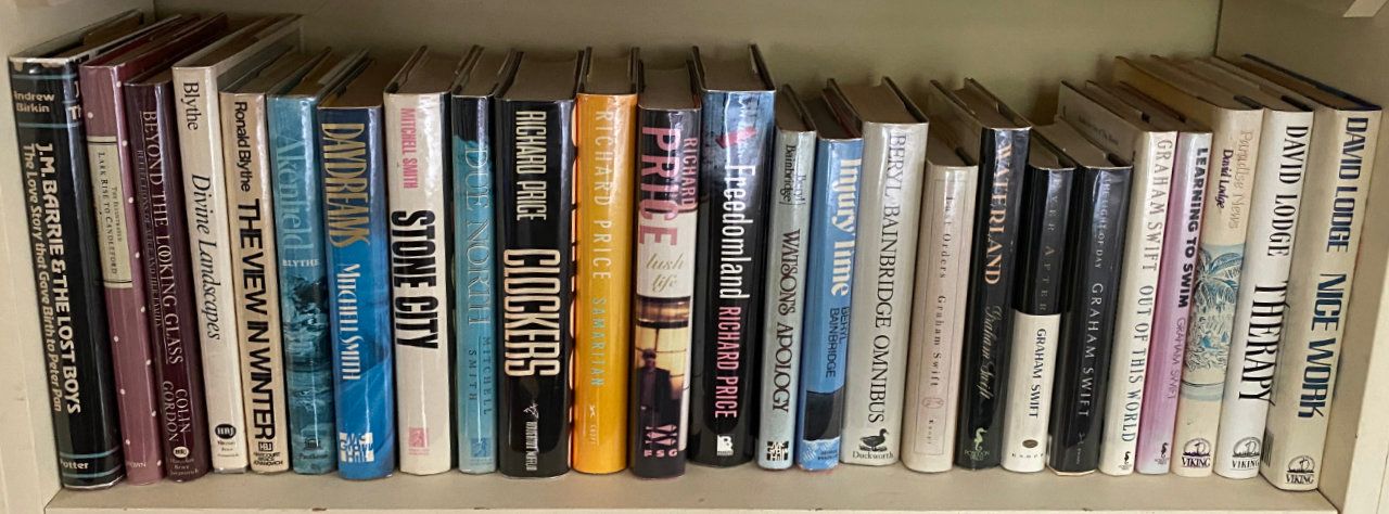 Photo of shelf E5 in the Middle bookcase at Garden (third shelf from bottom)