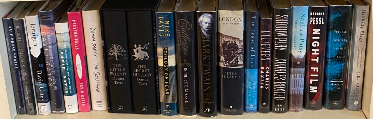 Photo of shelf F6 in the Right bookcase at Garden (bottom shelf)